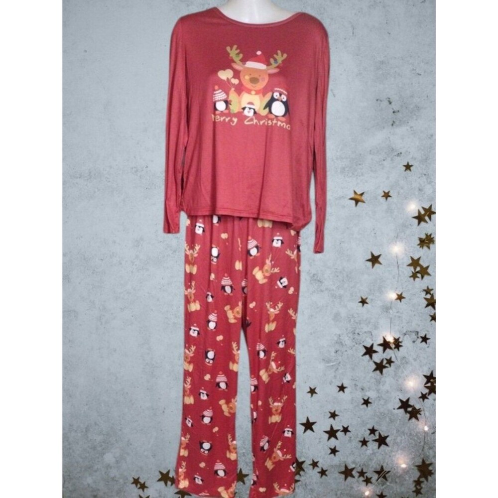 Women's Long Sleeve Christmas Pajama Set with Reindeer & Penguins Size Medium